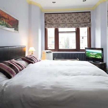 Stunning Three Bed In West Hampstead Apartment London Bagian luar foto